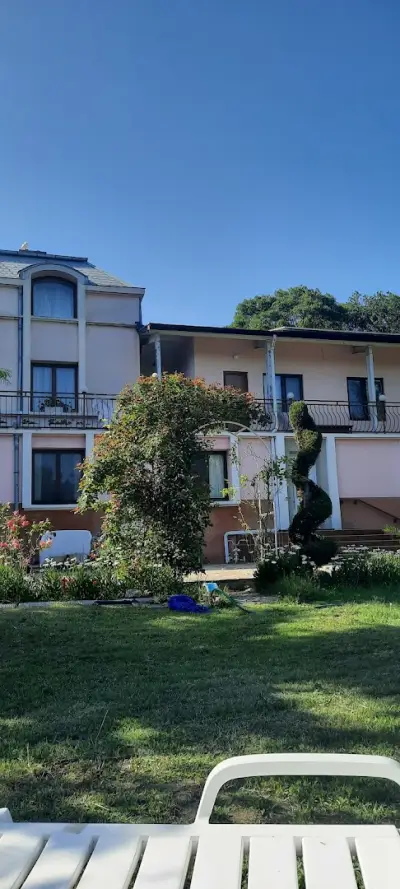 Къща за Гости Тайната Градина