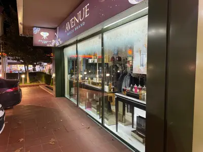 AVENUE