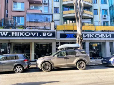 Хикови ООД