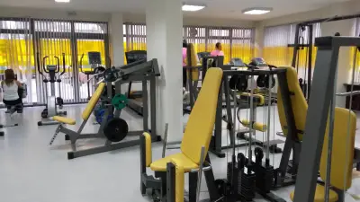 Фитнес клуб Жълто