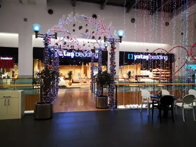 Мебелни къщи Ralica