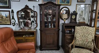 Мебели от Холандия