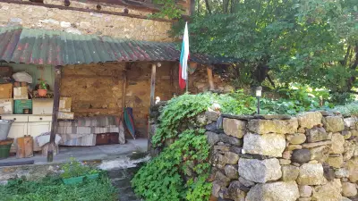 Хотел-ресторант "Драгневата къща"