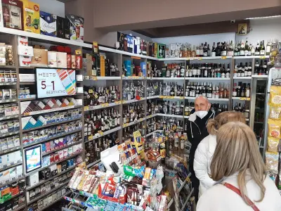 Go Shop Магазин, предлагащ IQOS устройства Liquor & Tabacco Store