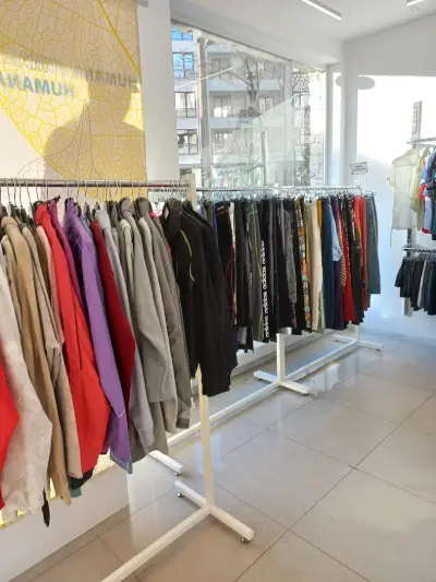 магазин Humana second hand