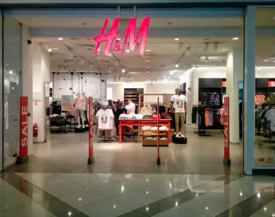 H&M