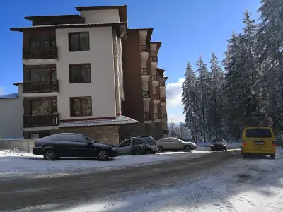 Апарт-Хотел Пайн Хилс Пампорово