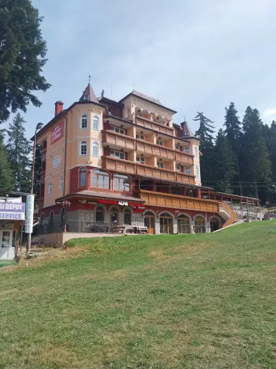 ALPIN Rent Ski & Ski School Borovets