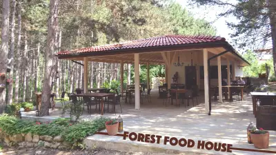 Forest Food House