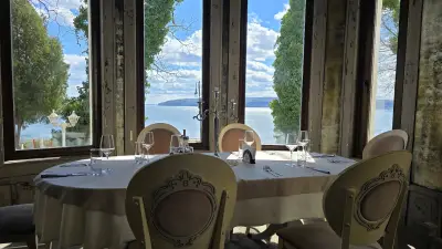Villa Burov - Restaurant Deluxe