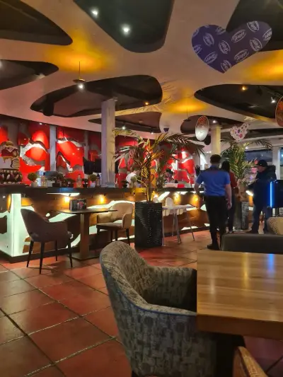 Happy Bar & Grill Center (Varna)
