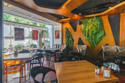 Happy Bar & Grill Center (Varna)