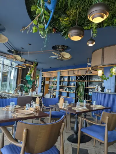 Monkeys restaurant