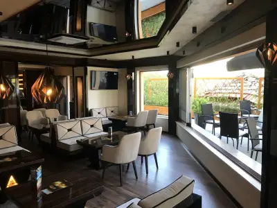 Sunset cafe