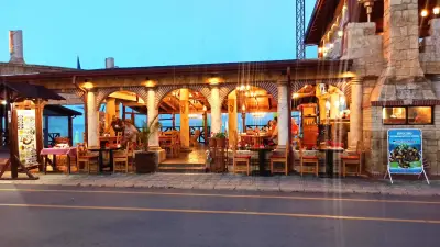 Seven Café