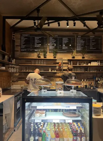 43.12 Café