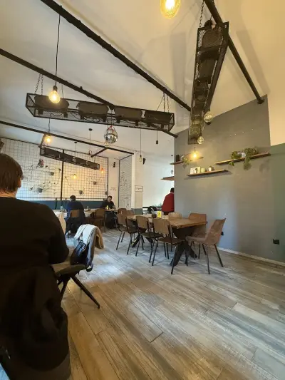 43.12 Café
