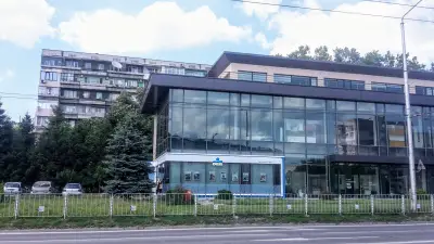 ОББ клон Варна/Бриз - ипотечен център, бизнес център за клиенти с оборот до и над 1 млн. евро