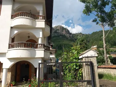 Семеен Хотел Силвър