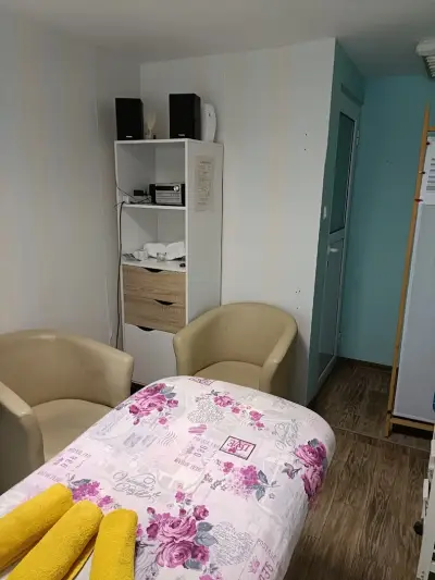 Масажно студио Крис