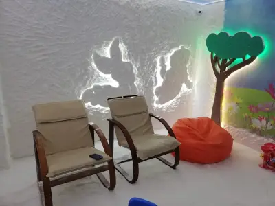 Солни стаи Бургас Халомедика