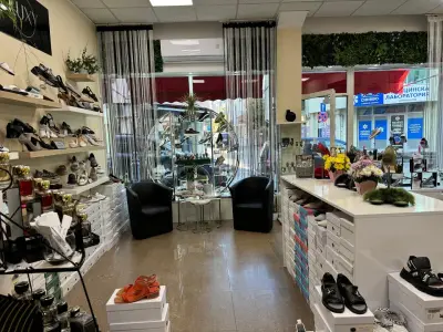 LUXY shoes
