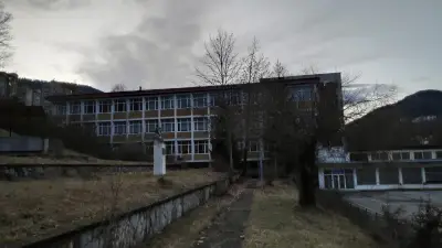 СМОЛЯНСКА ПРОФЕСИОНАЛНА ГИМНАЗИЯ ПО ТУРИЗЪМ И СТРОИТЕЛСТВО "НИКОЛА Й. ВАПЦАРОВ"