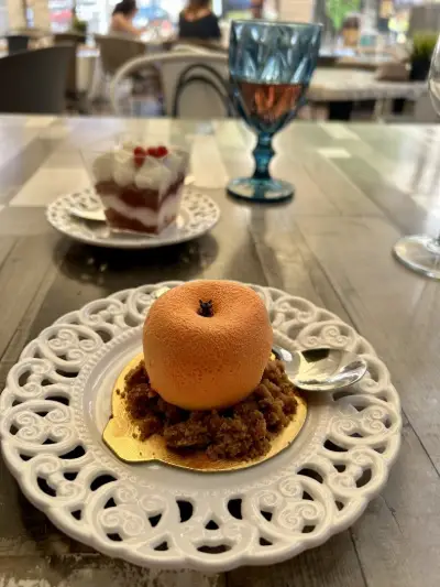 Bistro ”BONELA“