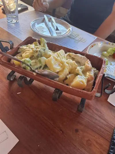 Хотел и ресторант Лагуна