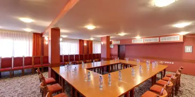 Кипарис Алфа Хотел