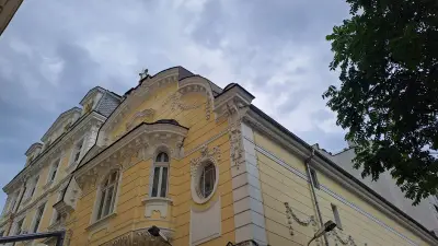 Клуб “Модерен театър”
