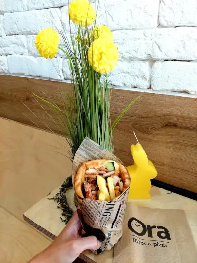 Ora gyros & pizza