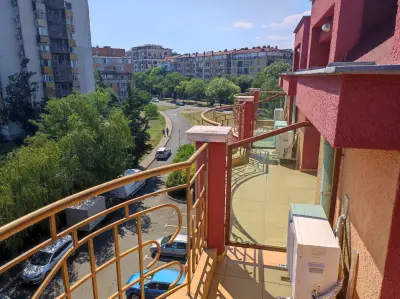 Фаворит
