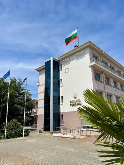 Община поморие