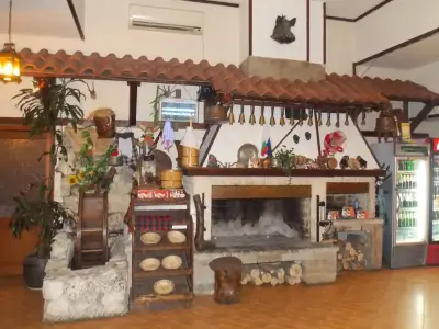 РЕСТОРАНТ РОДОПСКИ КЪТ