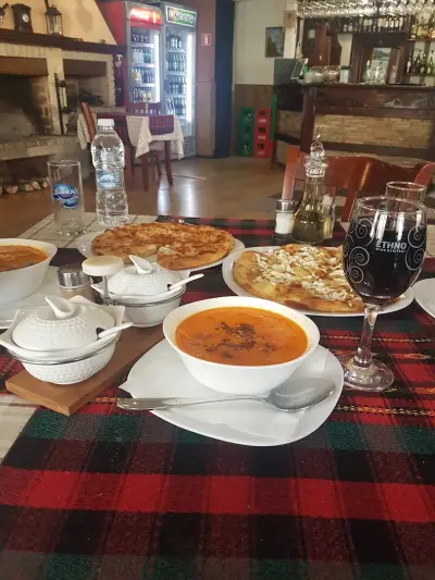 РЕСТОРАНТ РОДОПСКИ КЪТ