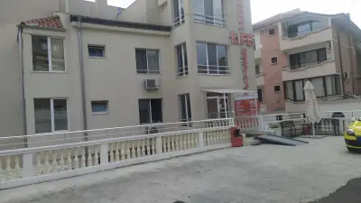 МЦ Лайф Хоспитал - Свети Влас / MC Life Hospital - Sveti Vlas