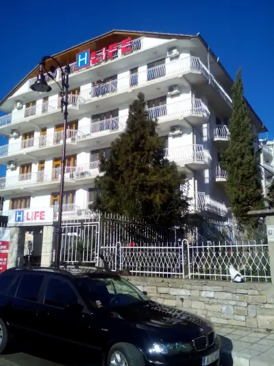МЦ Лайф Хоспитал - Свети Влас / MC Life Hospital - Sveti Vlas