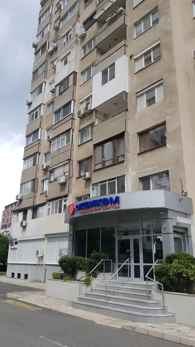 Медицински център „Оксиком“