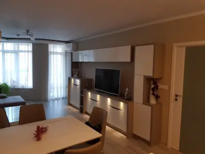 ЛИКС МЕБЕЛ ЕООД