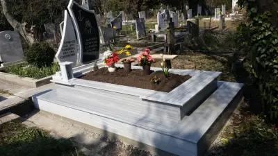 Паметници Бургас
