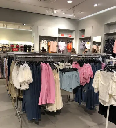 H&M