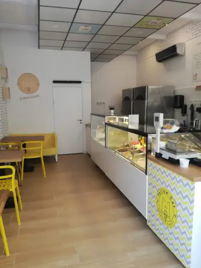 YellowCat Gelato & Cake