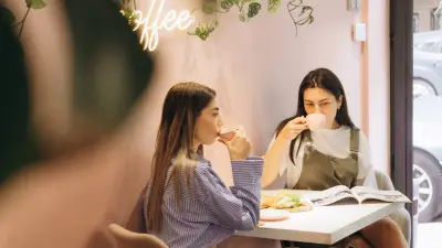 The Coffee Room | Прясно изпечено кафе | specialty coffee | френски макарони |
