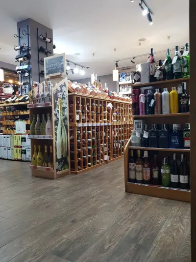 Enoteca Wine & Friends