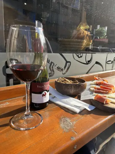Enoteca Wine & Friends