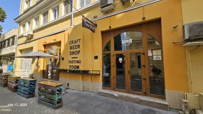 Papa Beer craft beer bar
