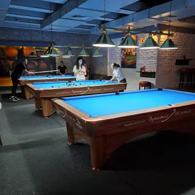 Shots bar & billiard