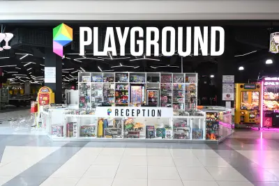 Playground, Mall Galleria