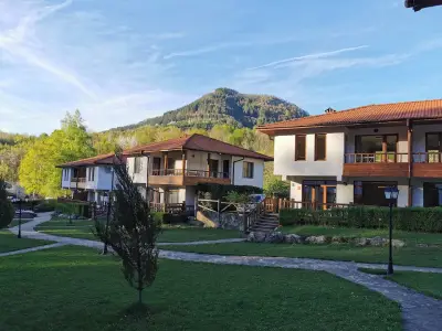 Eco Rai Rekata